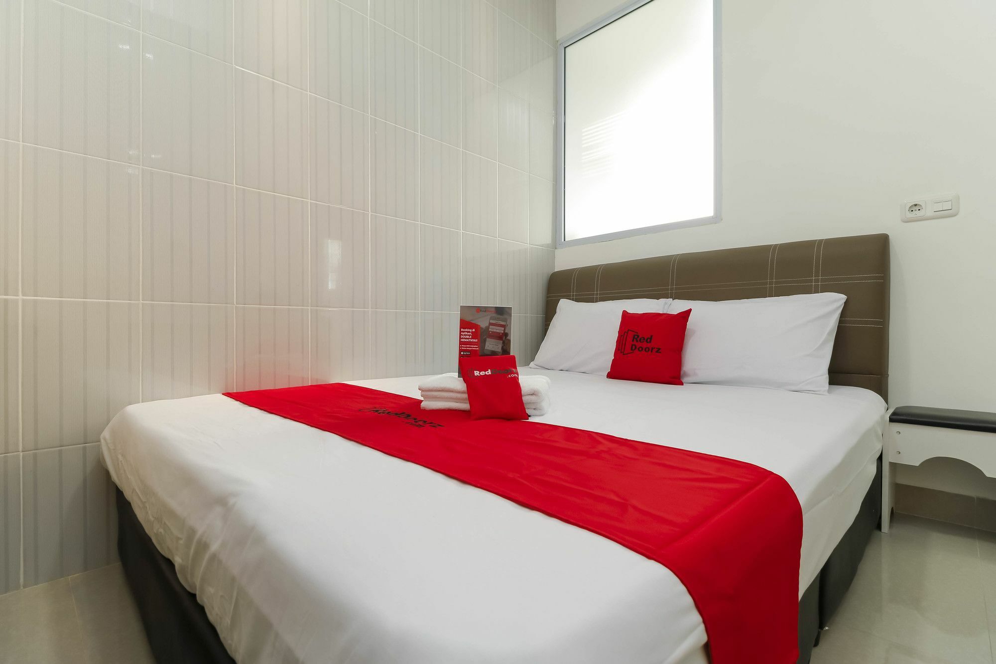 Hotel Reddoorz Near Nagoya Hill Batam Exterior foto