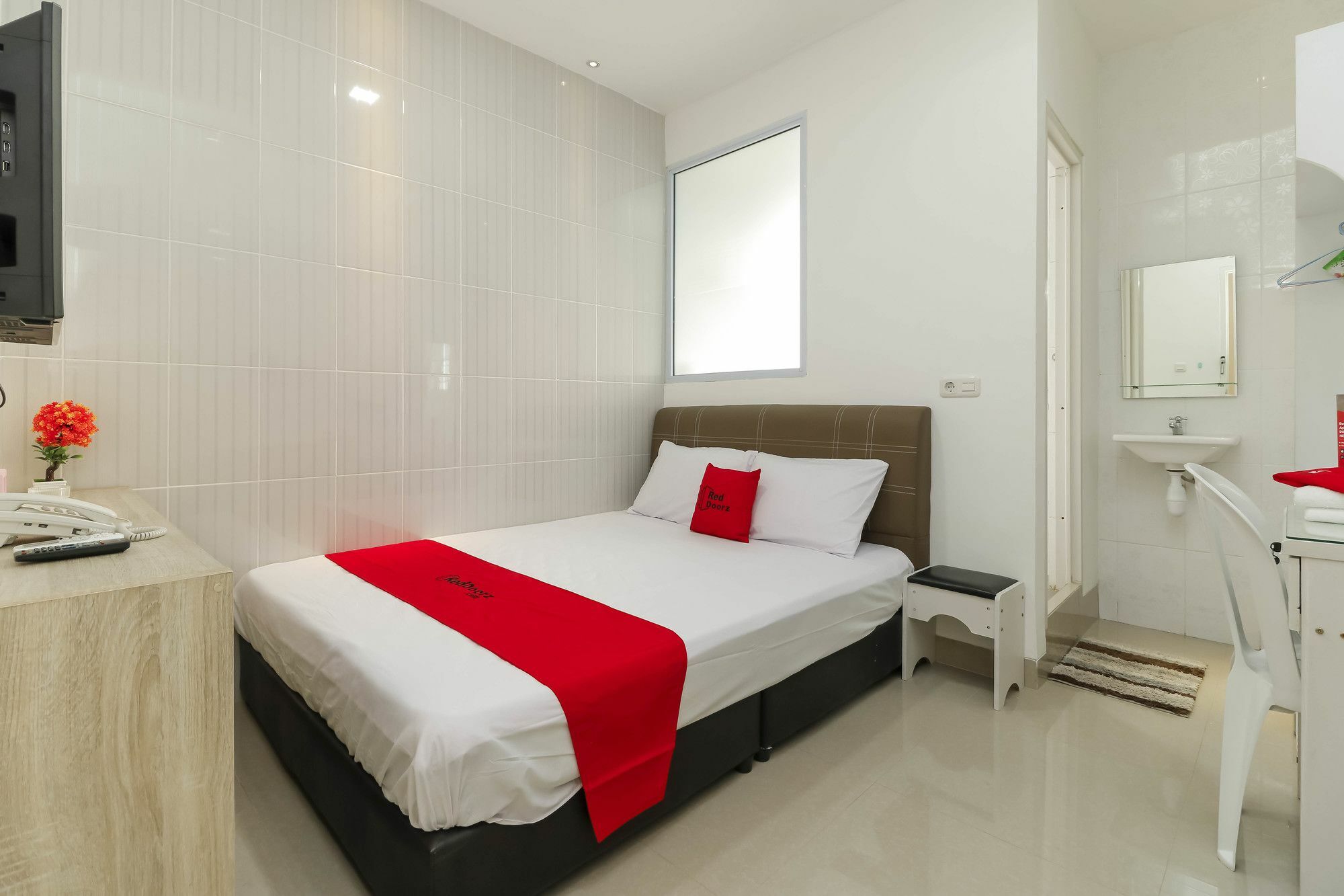 Hotel Reddoorz Near Nagoya Hill Batam Exterior foto