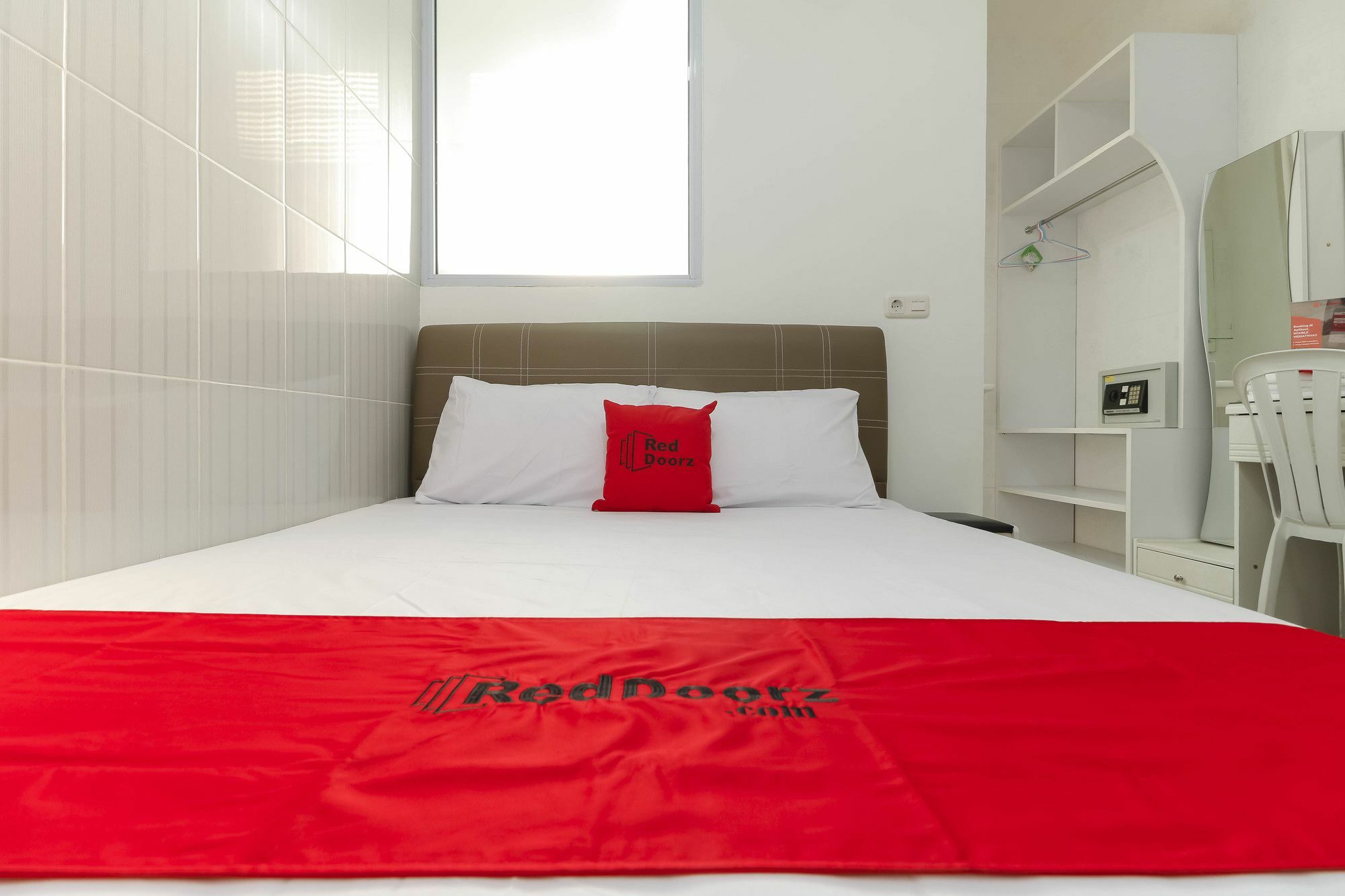 Hotel Reddoorz Near Nagoya Hill Batam Exterior foto